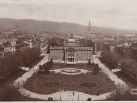 Trg kralja Tomislava oko 1920. godine.jpg
